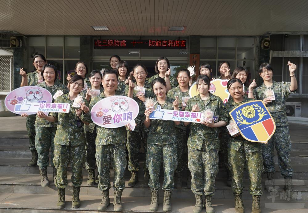 步兵302旅母親節感恩活動。（陸軍第十軍團提供）