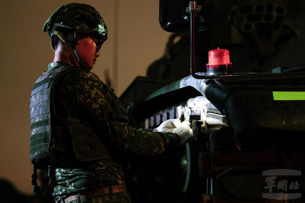 陸軍機步333旅完成行軍序列及機動前準備。（軍聞社記者周昇煒攝）