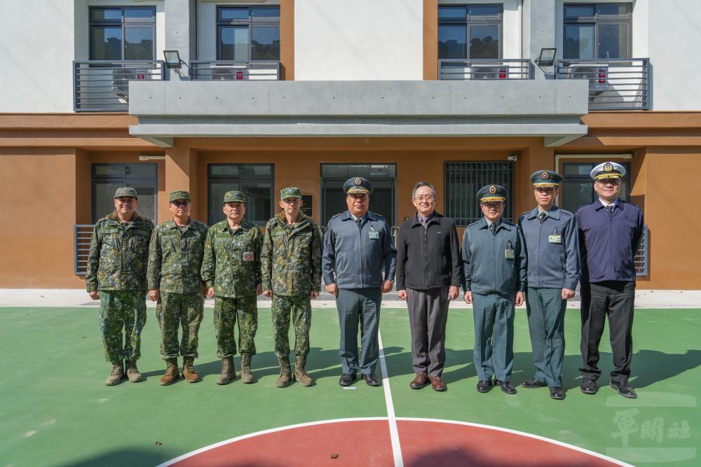 徐副部長視導金門駐軍　嘉勉辛勞預祝春節愉快