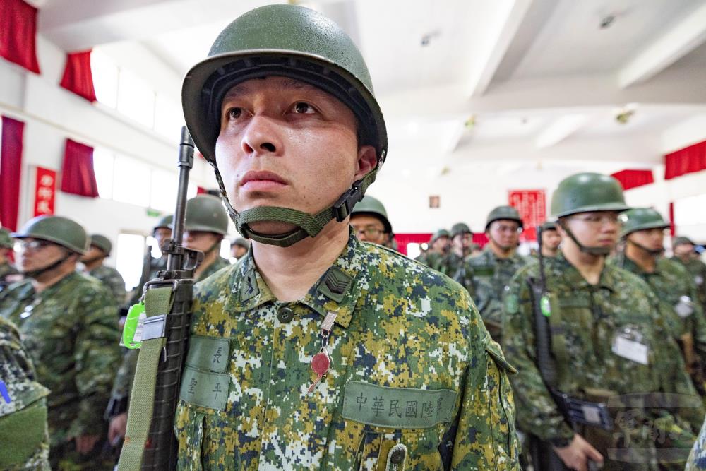 召員展現責任感及守法精神。（軍聞社記者黃劭恩攝）