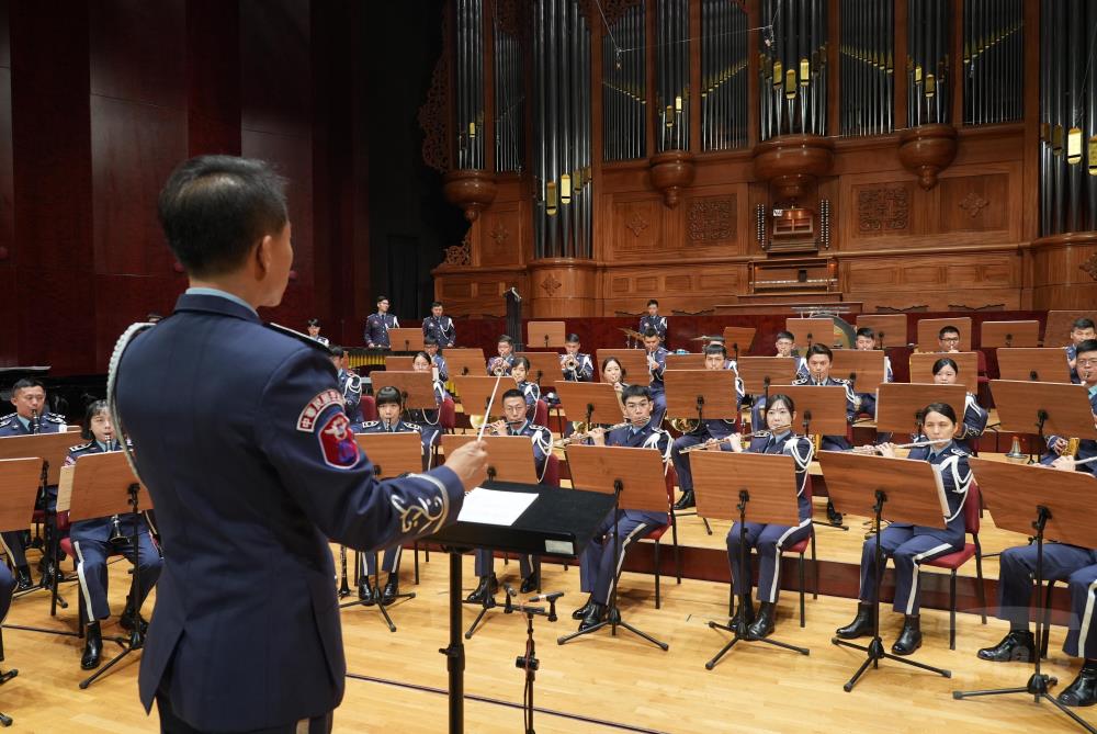 空軍凌雲御風音樂會　傳承筧橋愛國精神