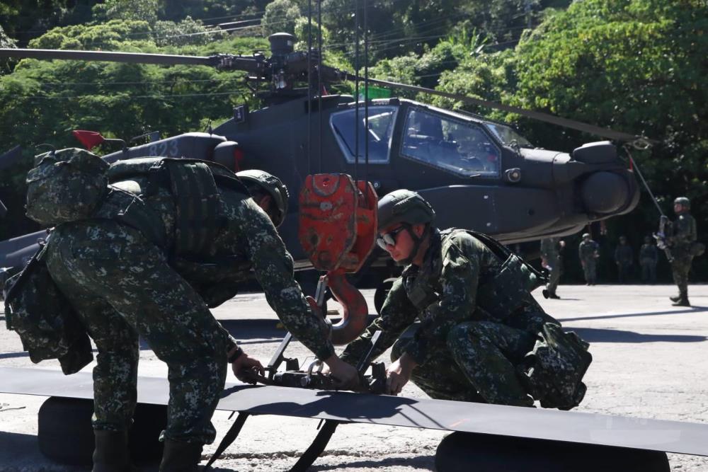 陸航601旅直升機廠庫疏散操演　強化戰力保存