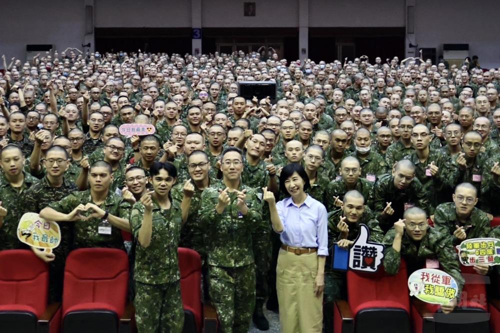 十軍團生命教育專題講座　鼓勵訓員正向思考