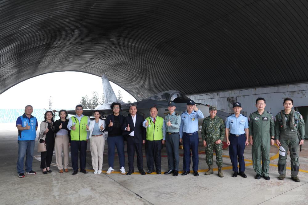 立委考察澎湖空軍部隊　肯定官兵衛戍離島辛勞